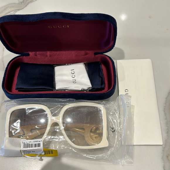 Brand new Gucci Acetate Rectangle Frame Sunglasses - Picture 2 of 4